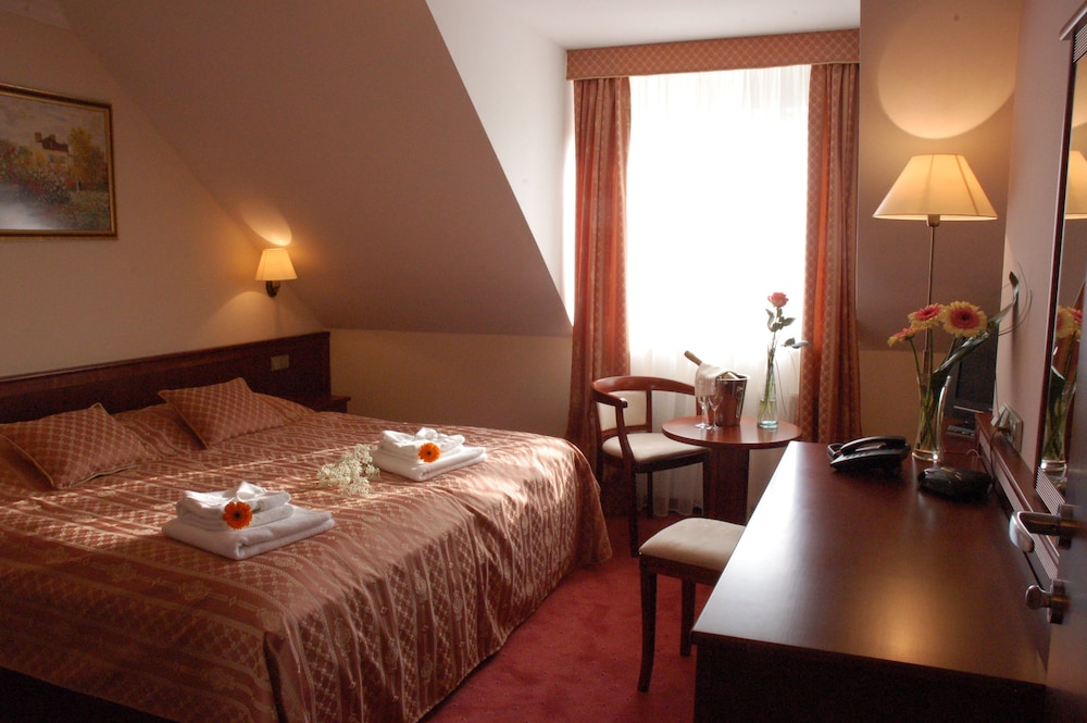 Double Room - Photo 1