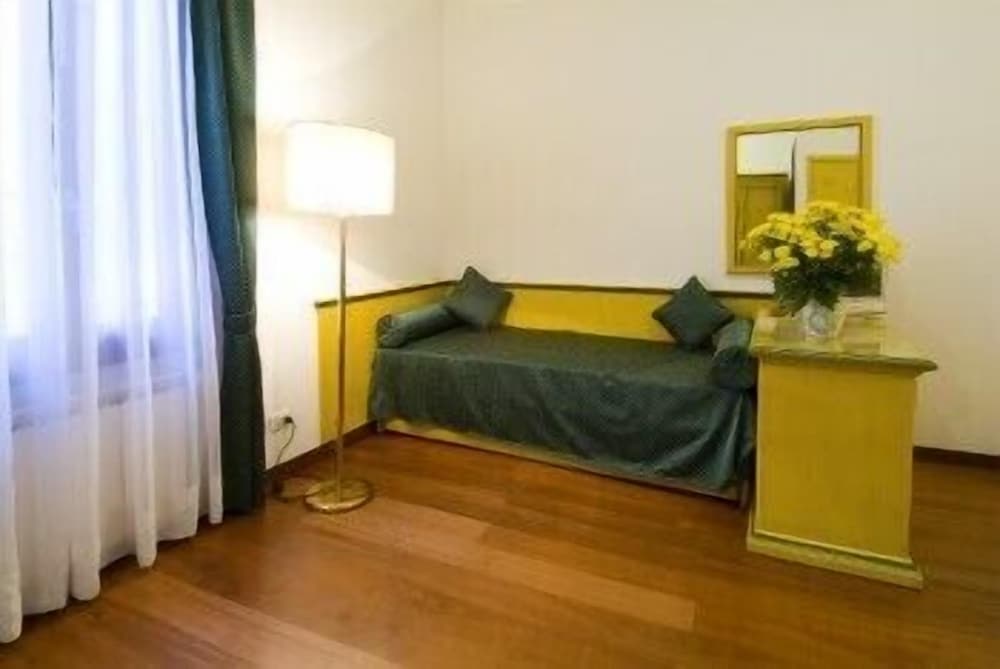 Quadruple Room photo 3