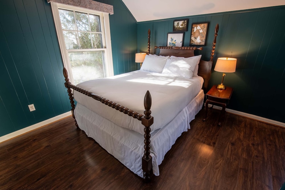 Birchwood Suite