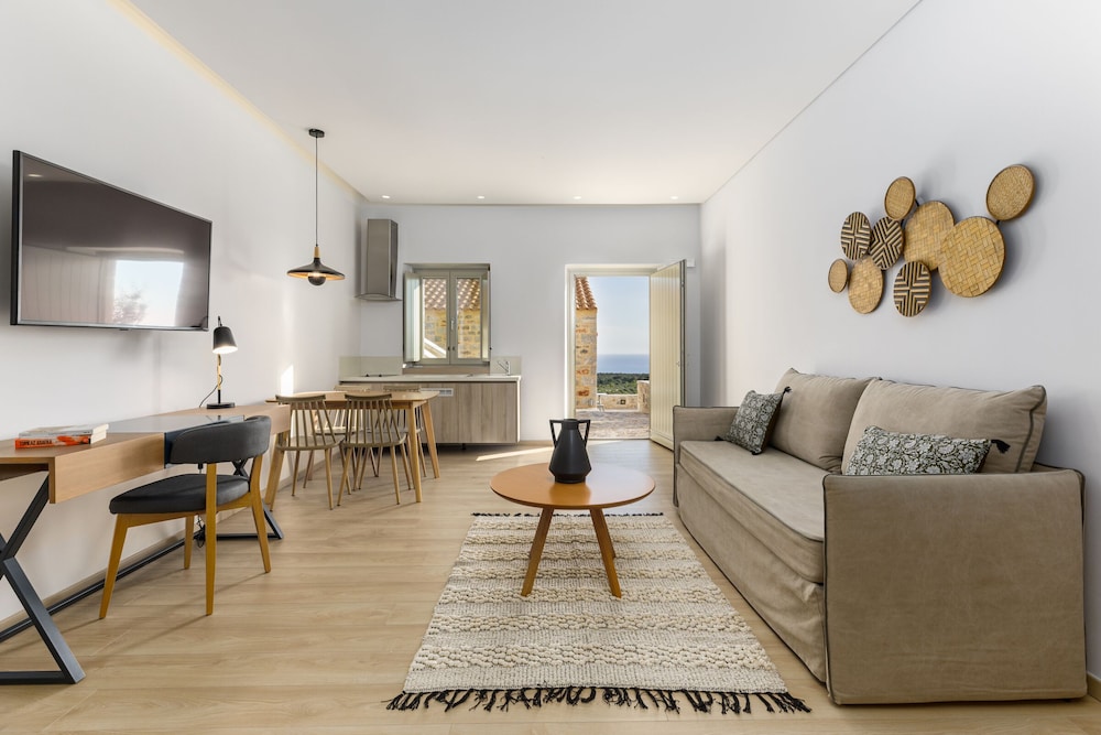 Family Suite - Photo 1