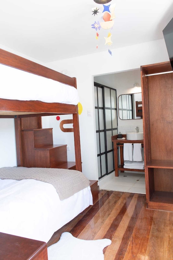 Classic Twin Room photo 1