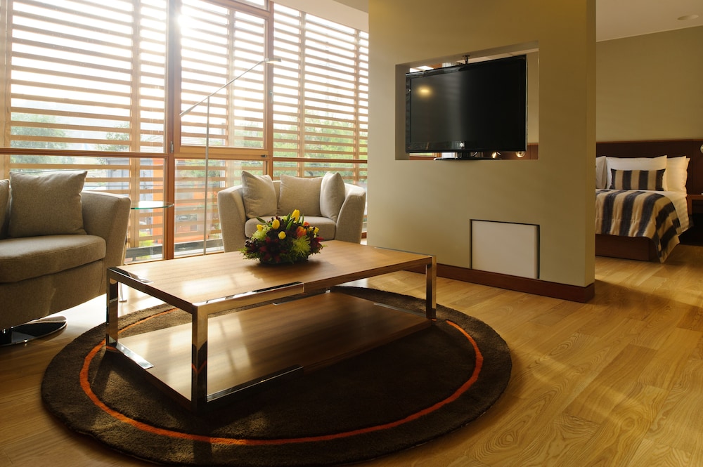 Junior Suite King Room - Photo 2