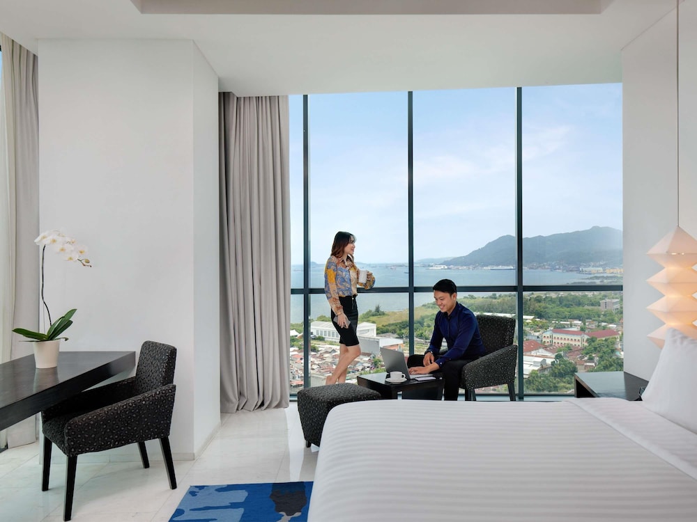 Superior Room, 1 King Bed (Double sided view) - Photo 1