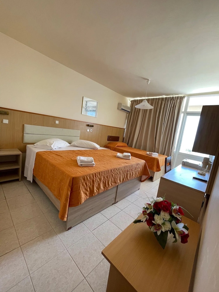 Standard Room, Sea View - Photo 5