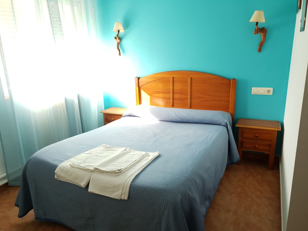 Basic Double Room photo 2