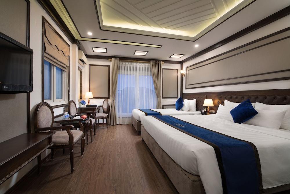 City Triple Room, City View photo 1