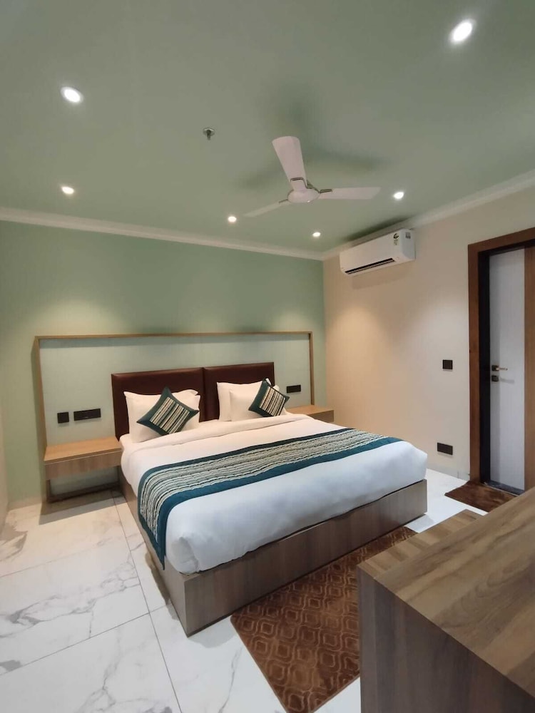 Premium Double or Twin Room