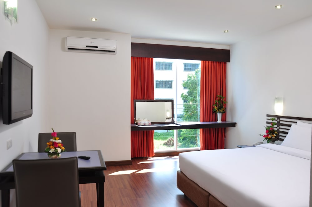 Deluxe Double Room photo 2