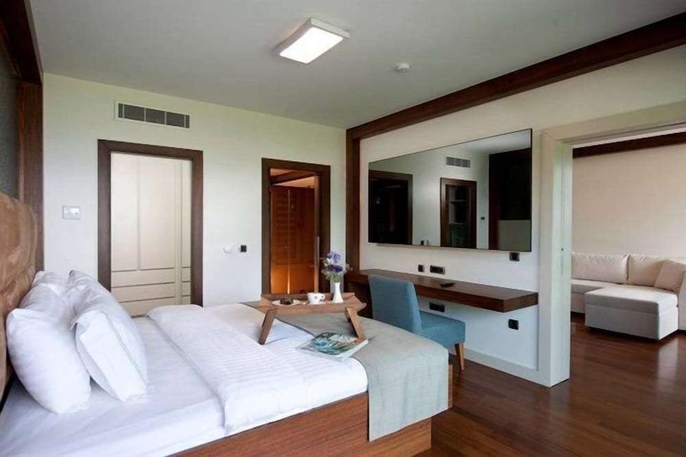 Suite, Sea View (Single - Double) photo 3