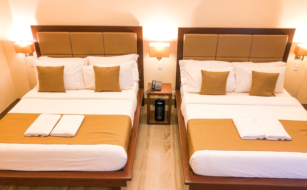 Premier Room, 2 Queen Beds photo 1