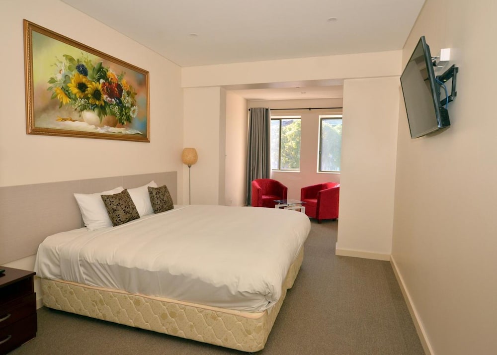 Deluxe Family Room photo 1