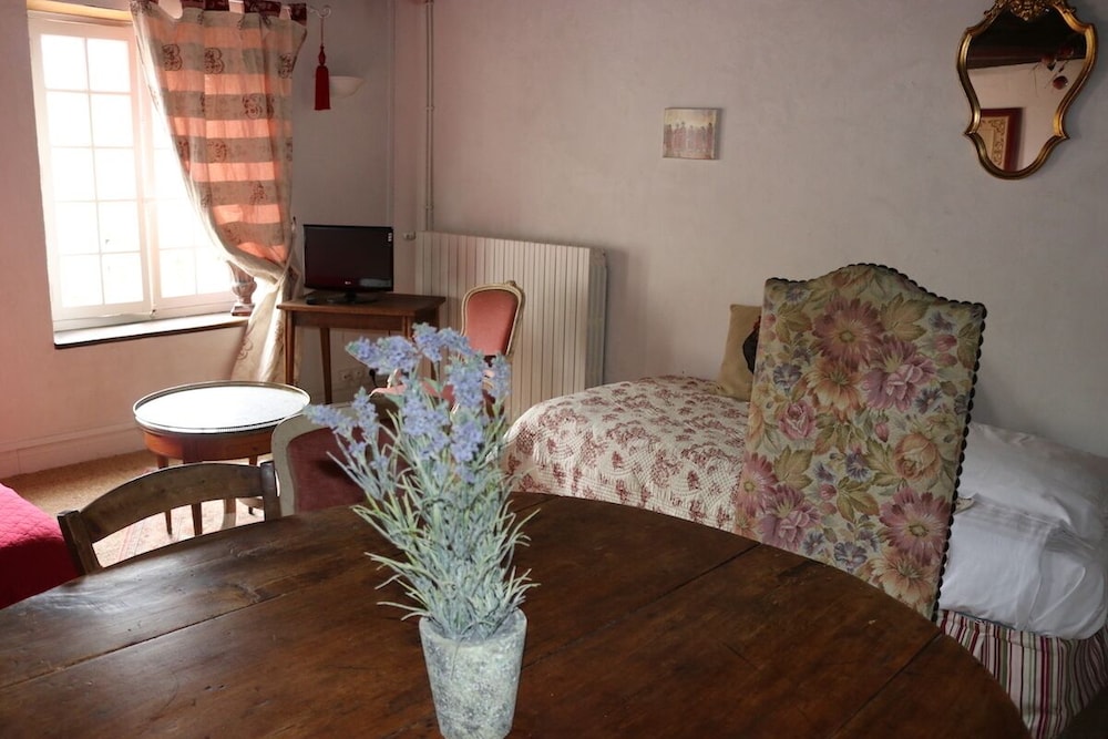 Comfort Room photo 2