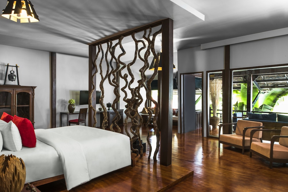 Home Suite Villa photo 1