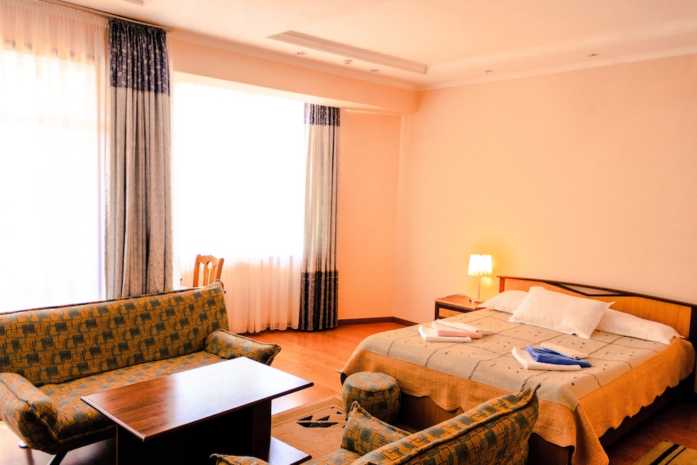 Suite photo 1