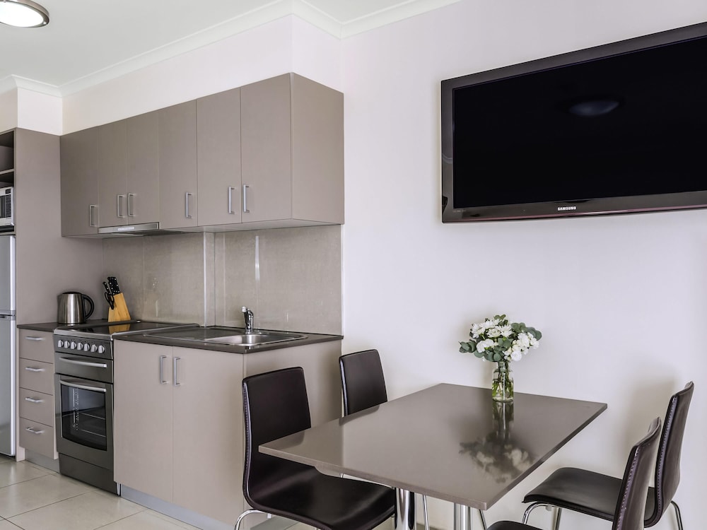 Apartment, 1 Bedroom - Photo 2