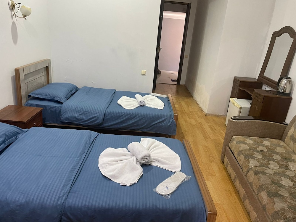 Comfort Room, Non Smoking, Housekeeping