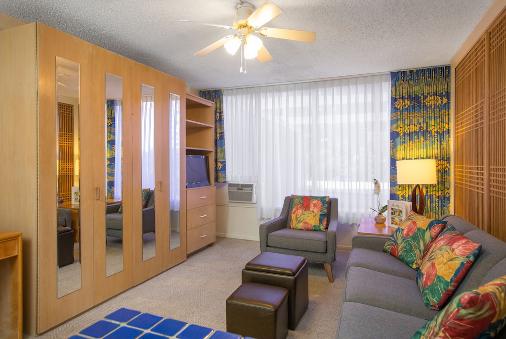 Queen Kitchenette - Photo 17