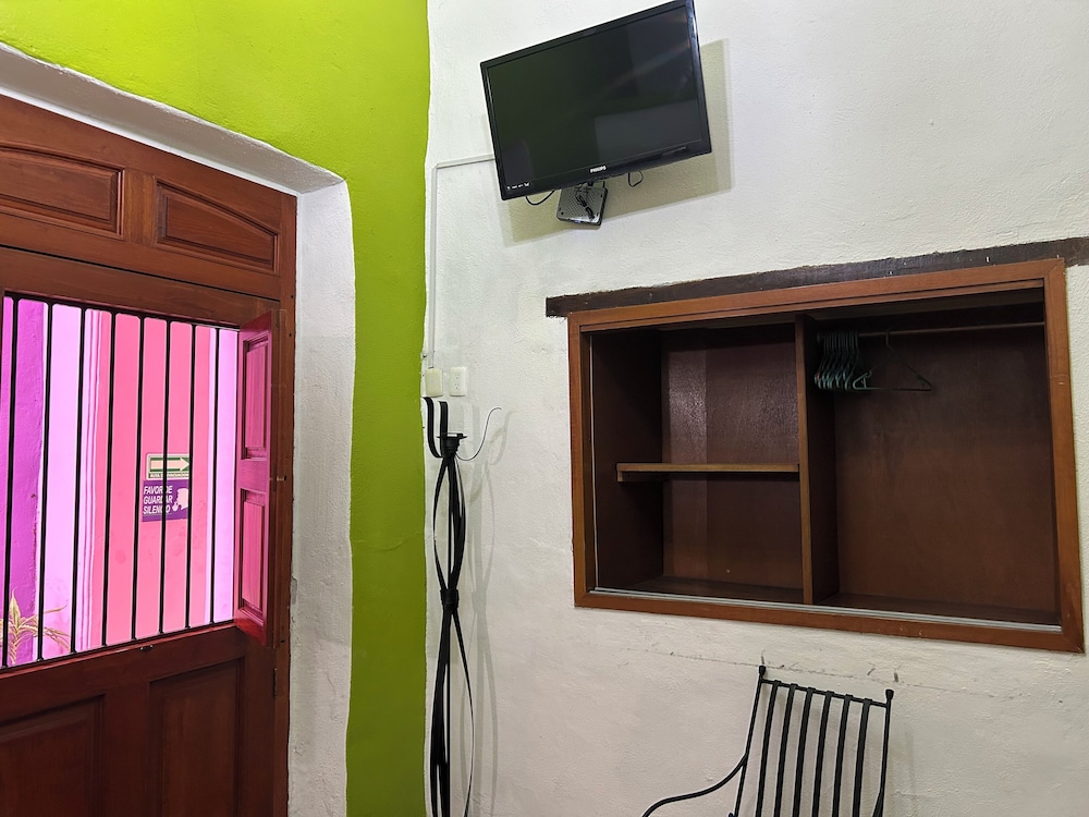 Economy Double Room, 1 Double Bed photo 2