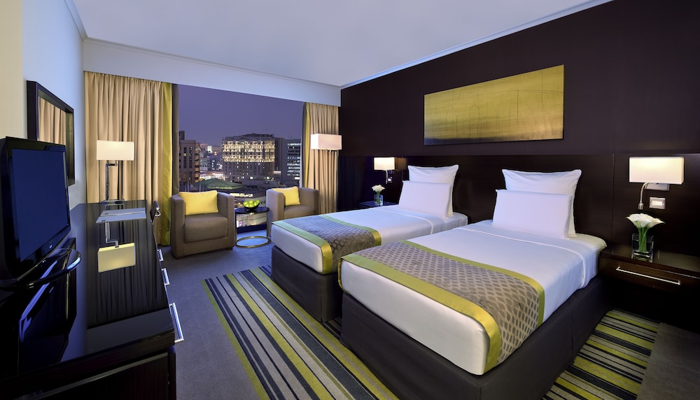 Superior Twin Room, 2 Twin Beds thumbnail 6