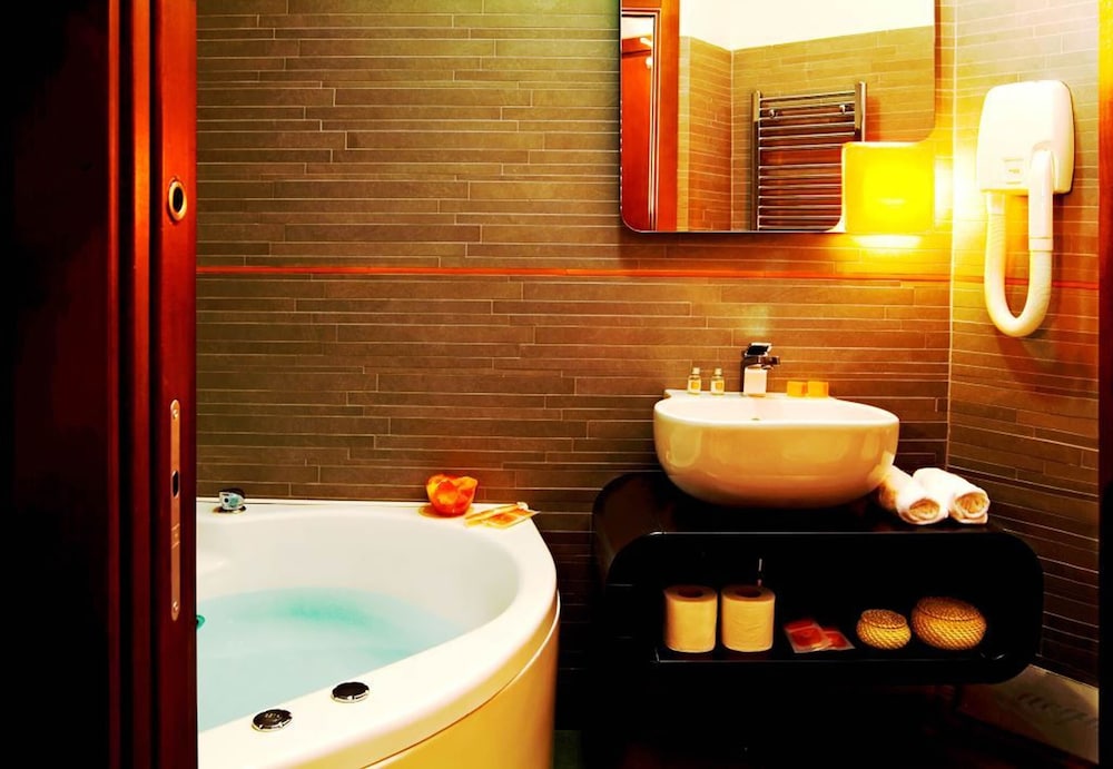 Superior Double or Twin Room photo 3
