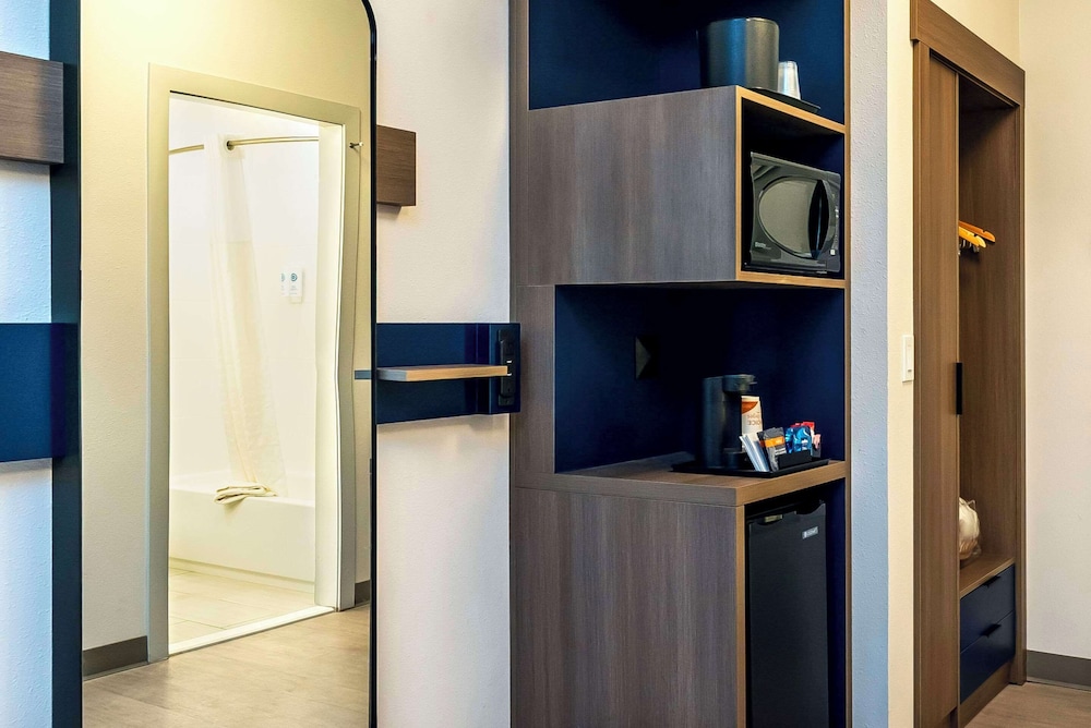 Suite - Photo 4