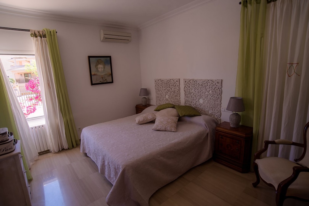 Casa Filipines, Φωτογραφία 3