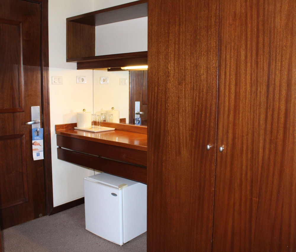 Superior Twin Room - Photo 8