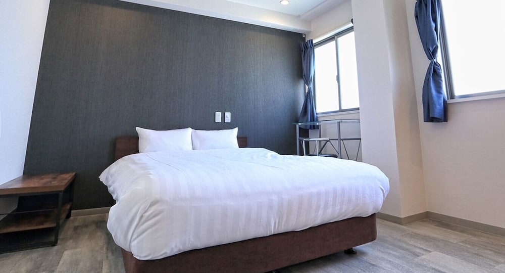 Business Double Room, City View