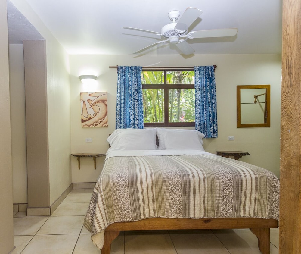 Standard Room, Patio, Garden View photo 2