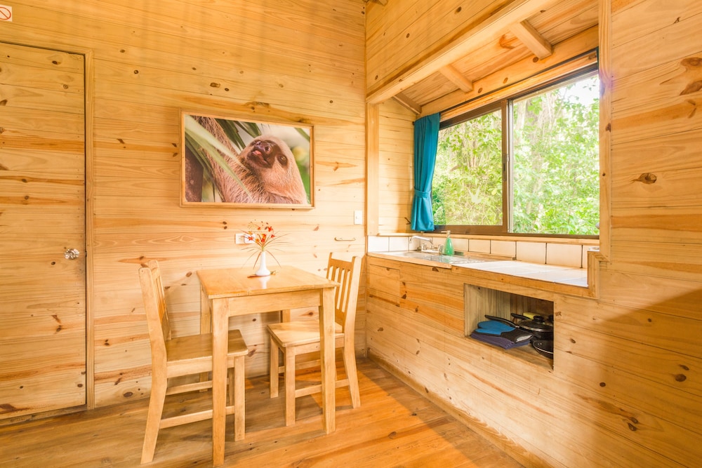 Superior Villa, 1 Queen Bed, Garden View, Garden Area photo 2