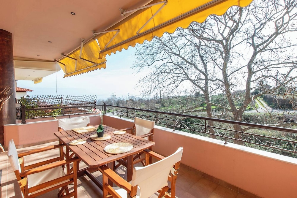 Apartment, 3 Bedrooms, Balcony, City View photo 3