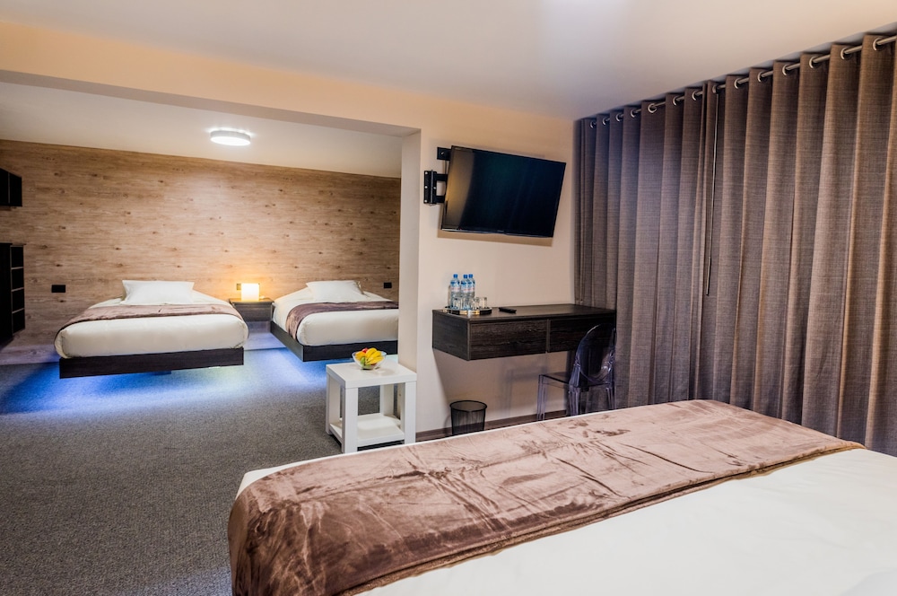 Family Quadruple Room (Internal view) photo 1