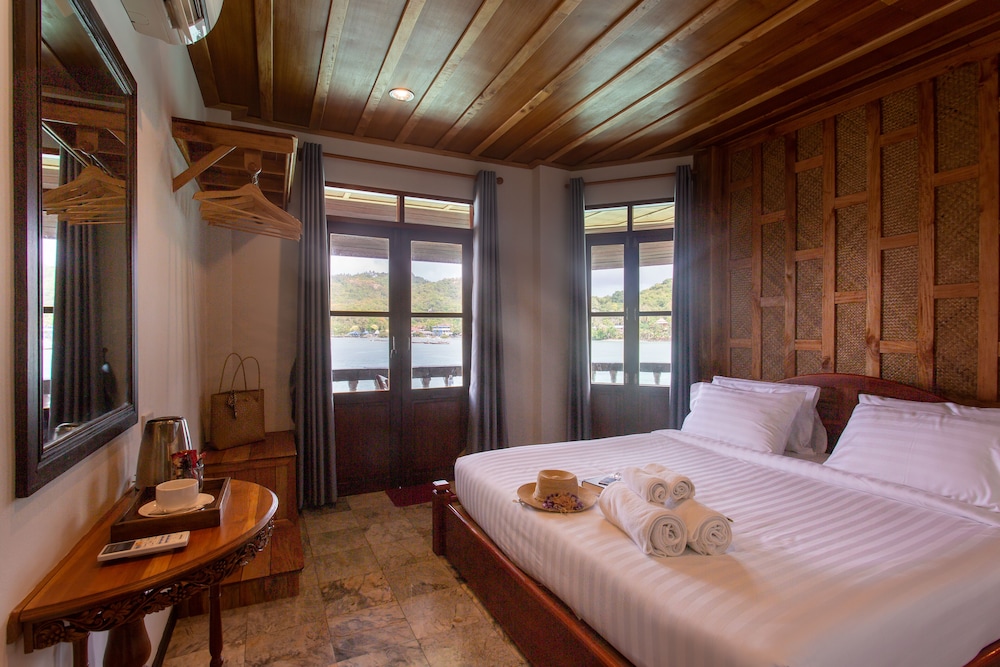 Deluxe Room, Sea View (Free pick up and dop off at Mae Haad) - Photo 8