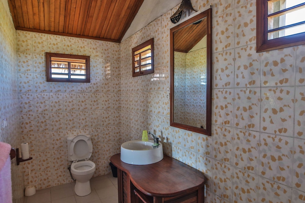 Comfort Bungalow, 3 Twin Beds, Non Smoking (Triple) photo 2