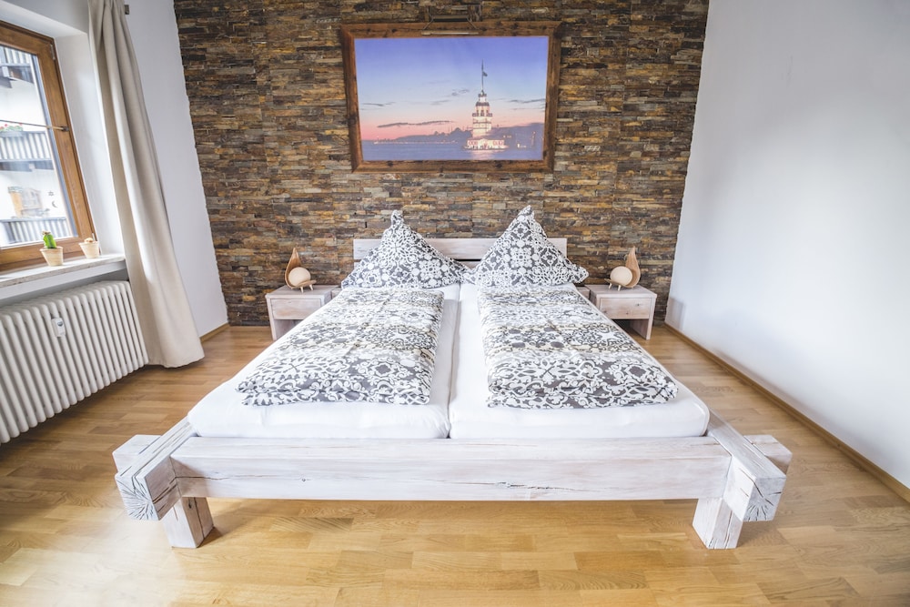 Apartment (incl. 65 EUR cleaning fee)