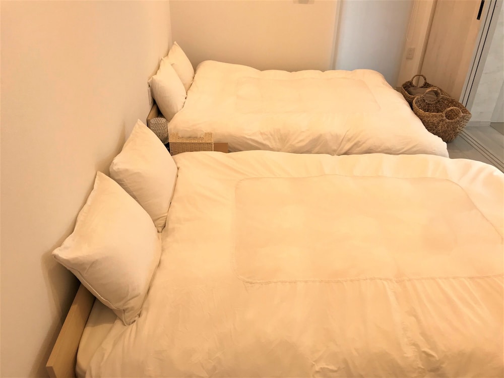 Apartment 3F photo 3
