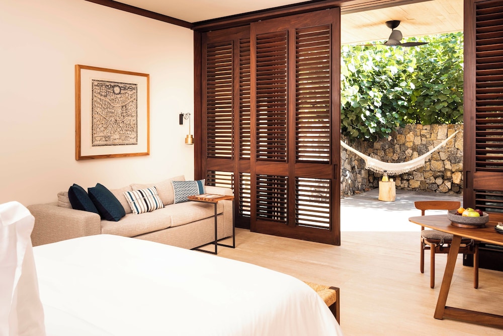 Room, 1 King Bed (Nature) - Photo 4