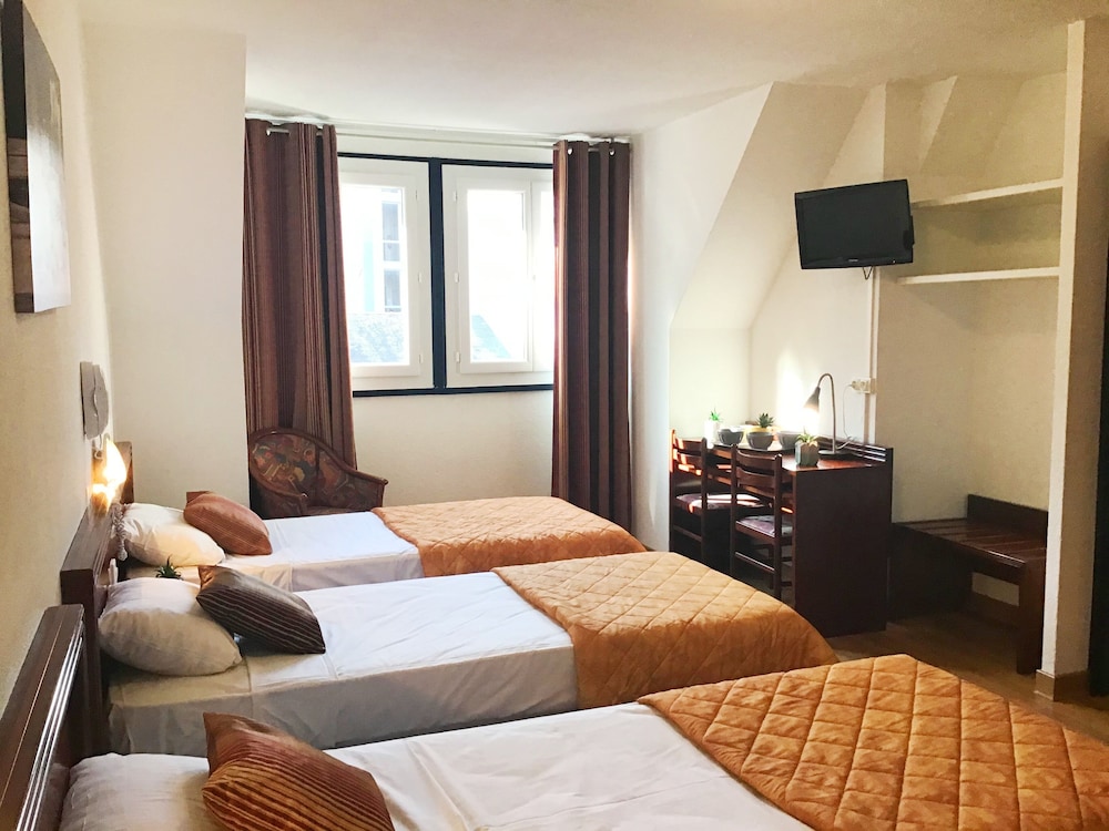 Standard Quadruple Room - Photo 2