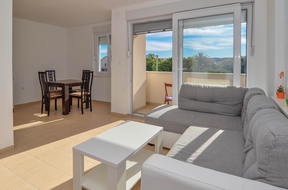 Apartment, 1 Bedroom, Balcony photo 3