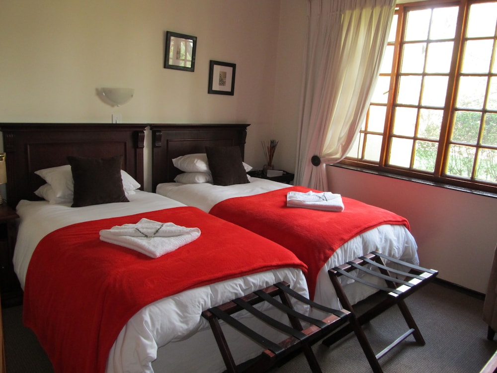 Standard Twin Room photo 3
