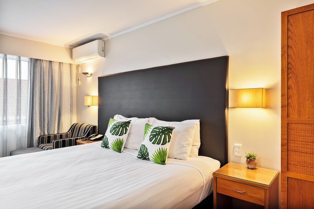 Executive King, 1King Bed, Non Smoking, Kitchenette