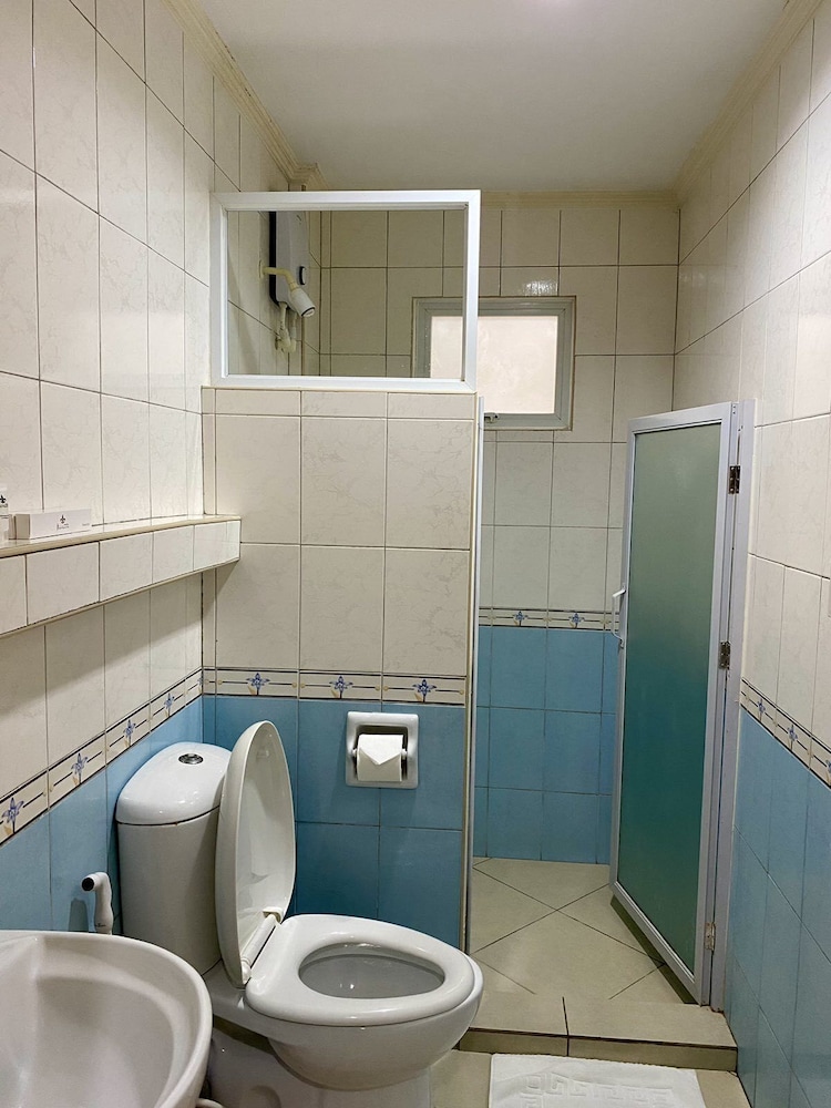 Standard Twin Room (West Wing) photo 2