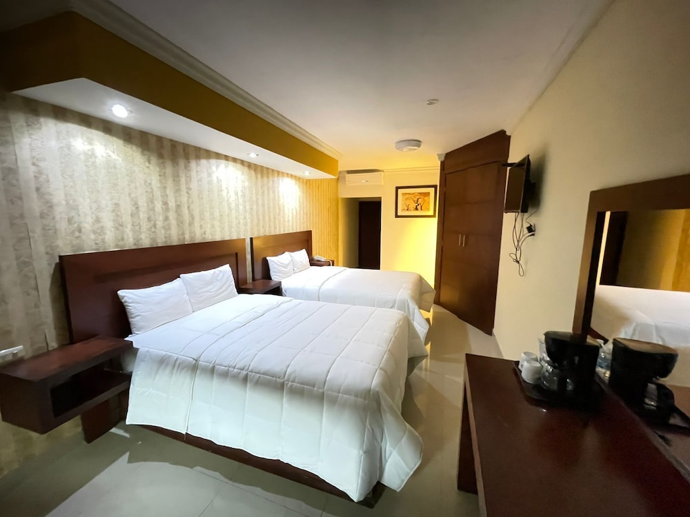 Standard Double Room, 2 Queen Beds, Non Smoking
