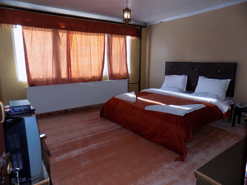 Deluxe Room, Hot Tub, Resort View photo 3