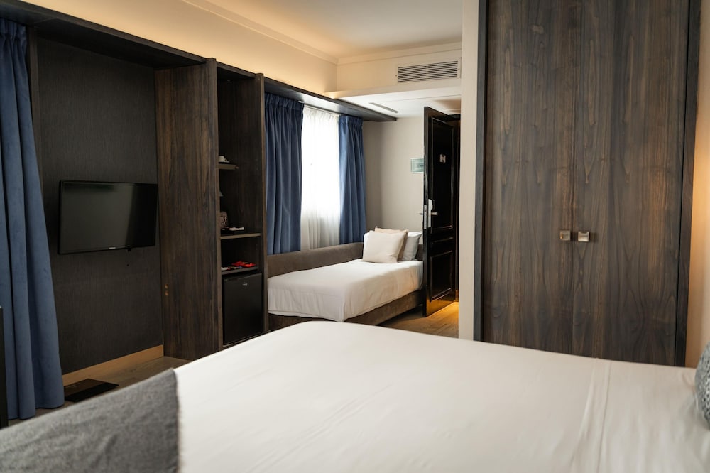 Triple Room, Non Smoking photo 3
