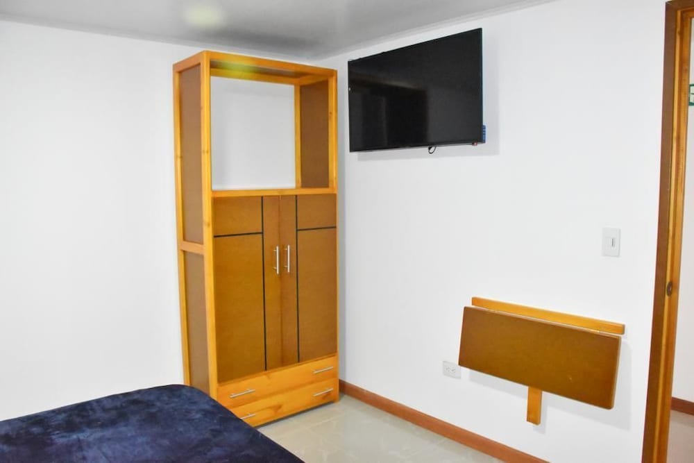 Basic Twin Room photo 3