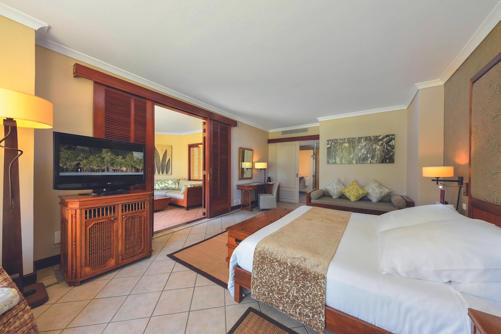 Junior Suite Beachfront Family