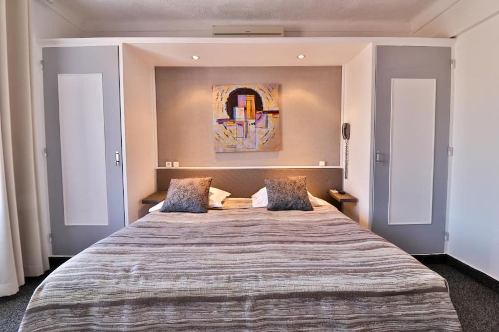 Standard Double Room (Petite douche) photo 3