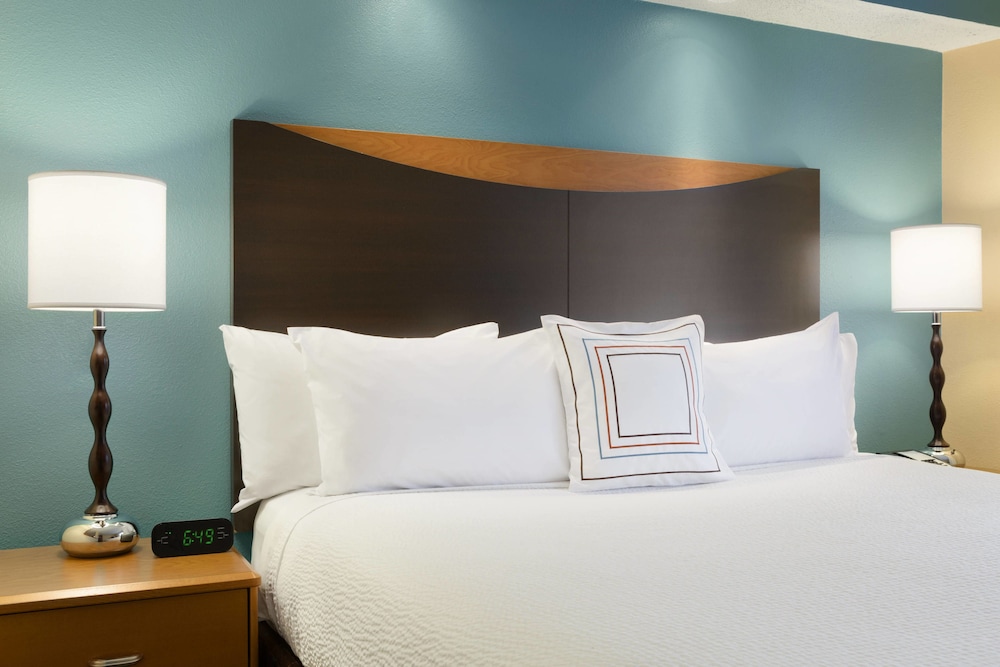 Executive Suite, 1 King Bed with Sofa bed - Photo 4