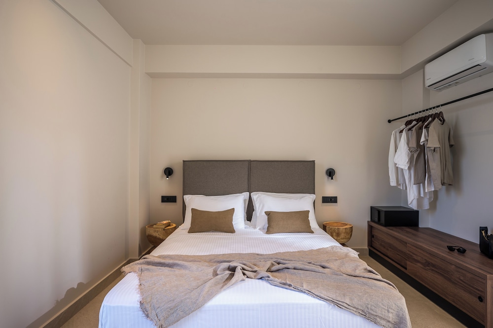 Deluxe Double Room - Photo 4